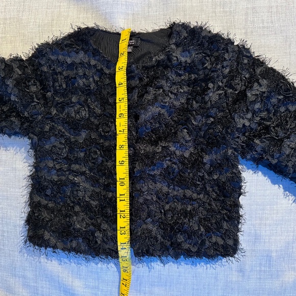 Turo Parc Girls Textured Rosette Bolero Jacket (7) Fully Lined with Front Clasp - Picture 9 of 11